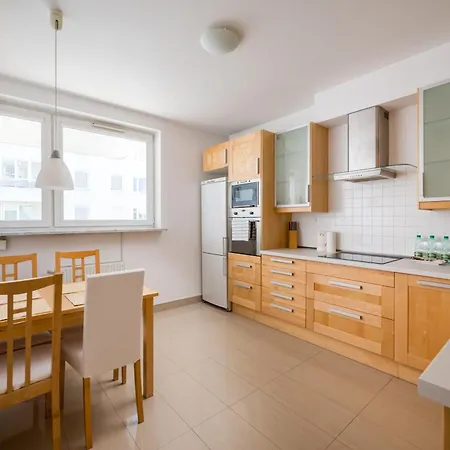 Apartment Mokotów Spacious By Bookinghost *